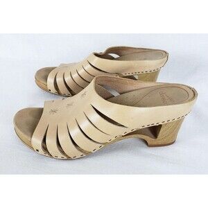 Dansko Wooden Clog Sandals Mules Womens 41 Scandi Chic Artisan Boho Coastal